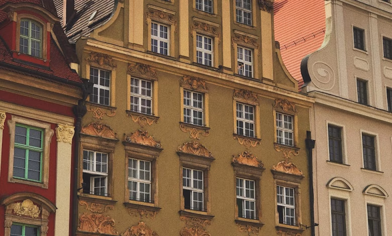 كراكوف، بولندا، تراث، عمارة illustration for كراكوف القديمة في بولندا: تراث